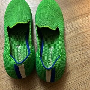Rothy's Kids Green and Blue Slippers